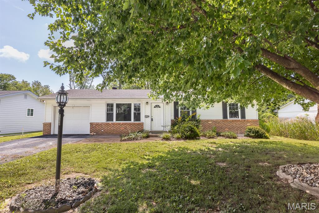 Photo of 1308 Veile Drive Belleville IL 62220