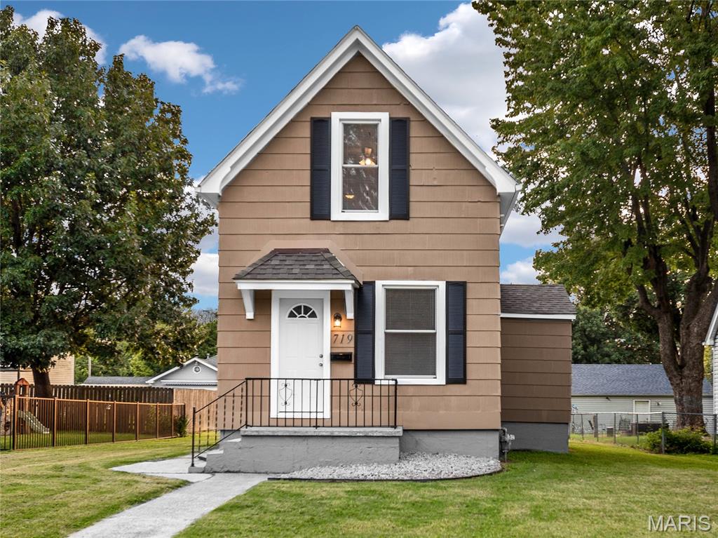 Photo of 719 Summit Avenue Collinsville IL 62234