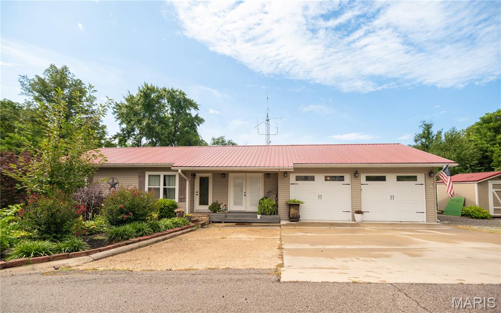 Photo of 15458 Horse Shoe Lane Dexter MO 63841