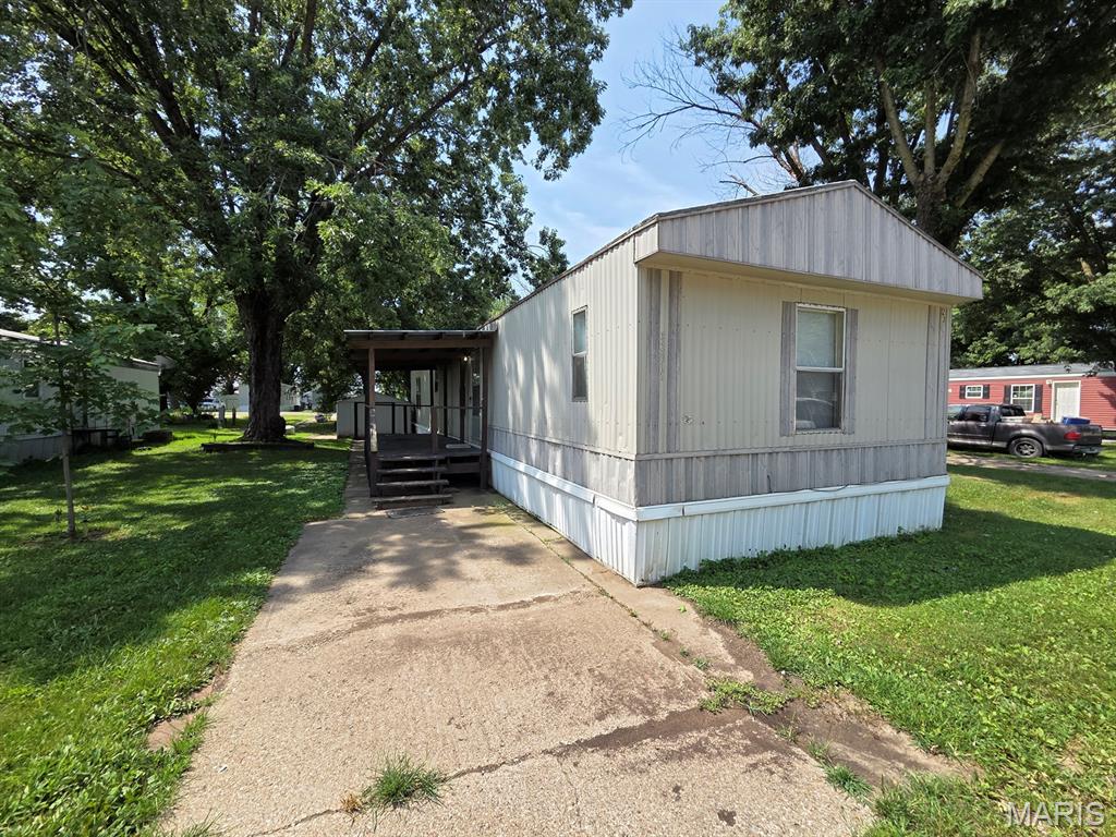 Photo of 32811 Willow Street #21 La Grange MO 63448