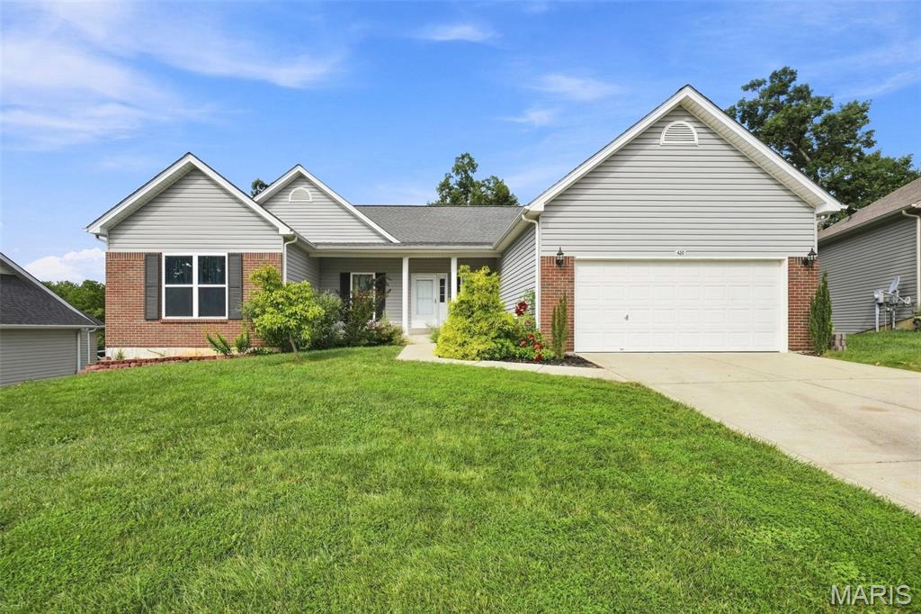 Photo of 420 Bittersweet Drive O'Fallon MO 63366