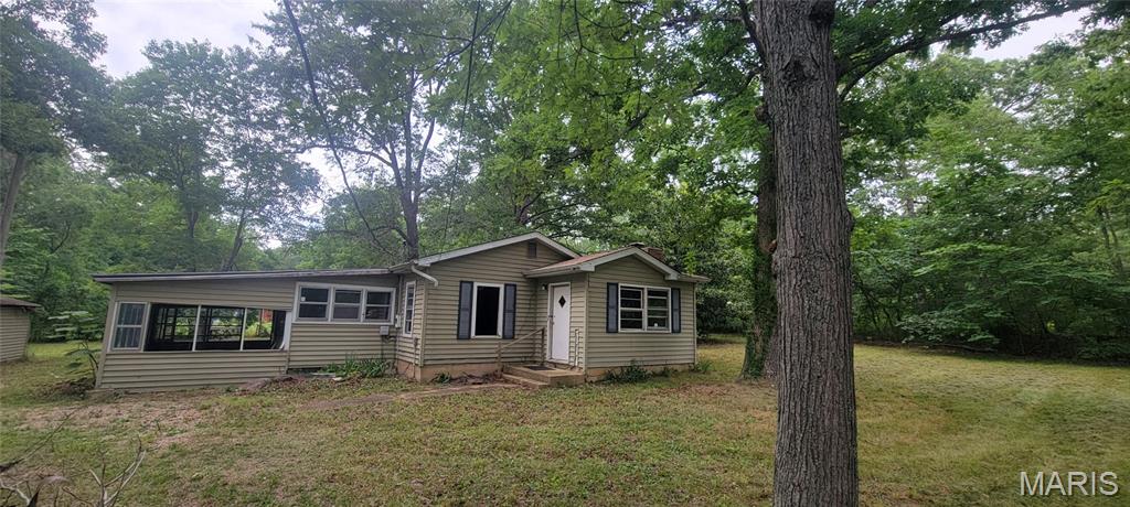 Photo of 655 Eldon Drive Bismarck MO 63624