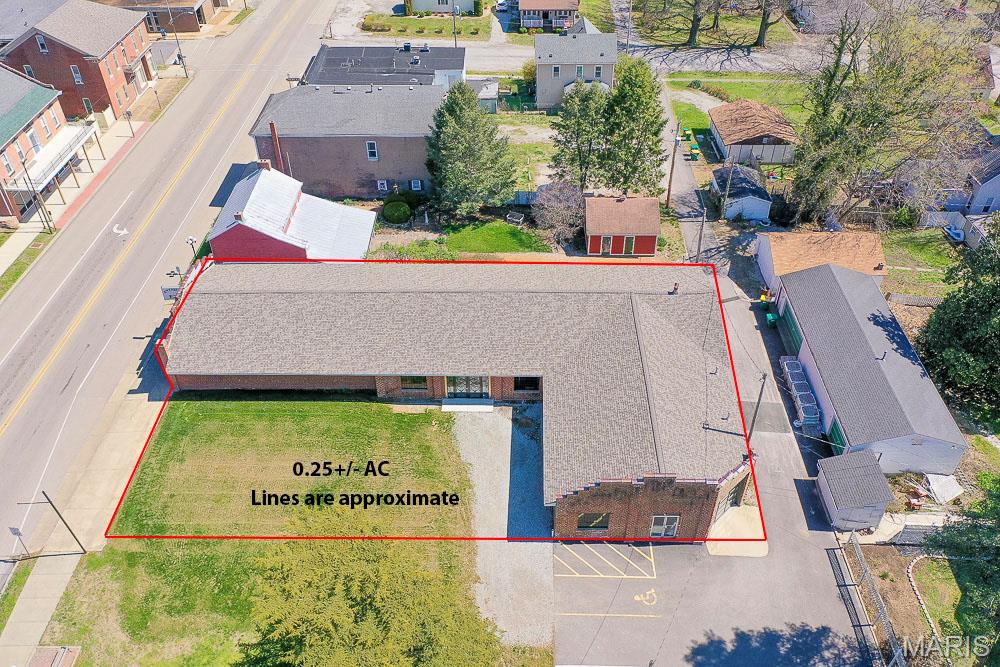 Photo of 108 E Saint Louis Street Lebanon IL 62254