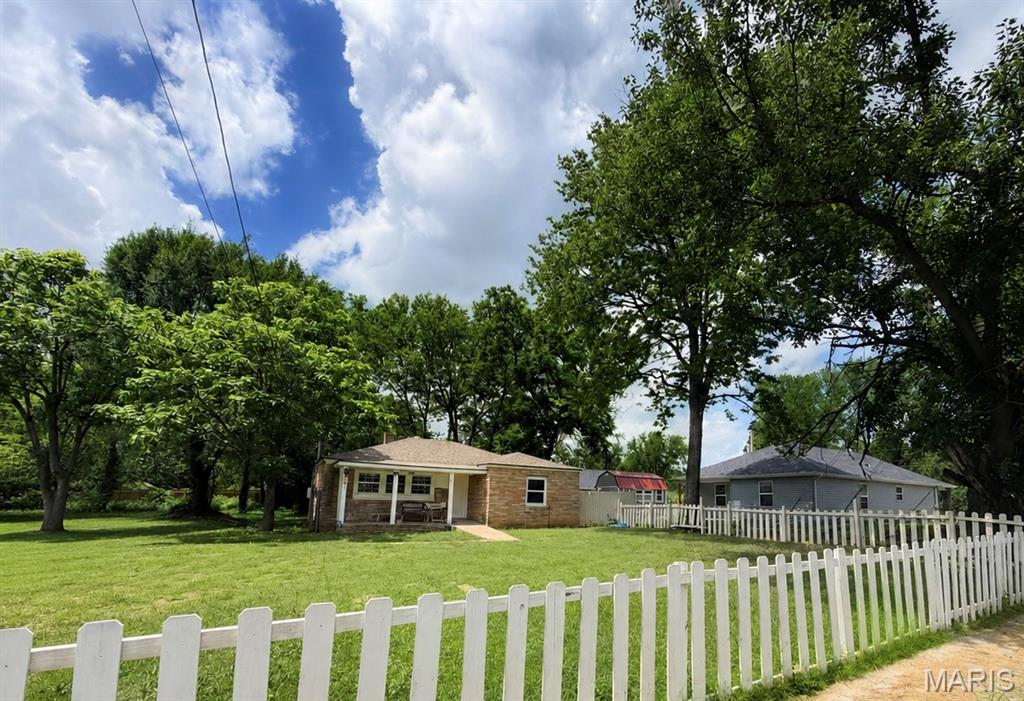 Photo of 617 N Hillcrest Avenue Springfield MO 65802