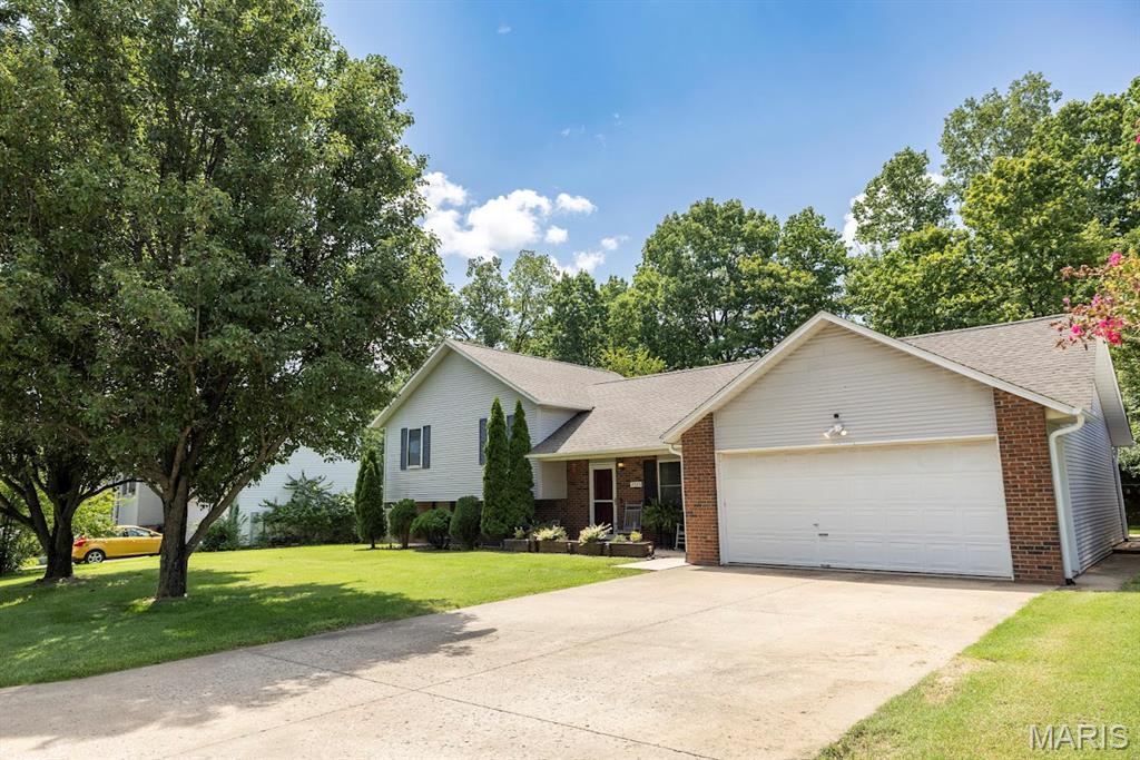 Photo of 3945 Granite Drive Cape Girardeau MO 63701