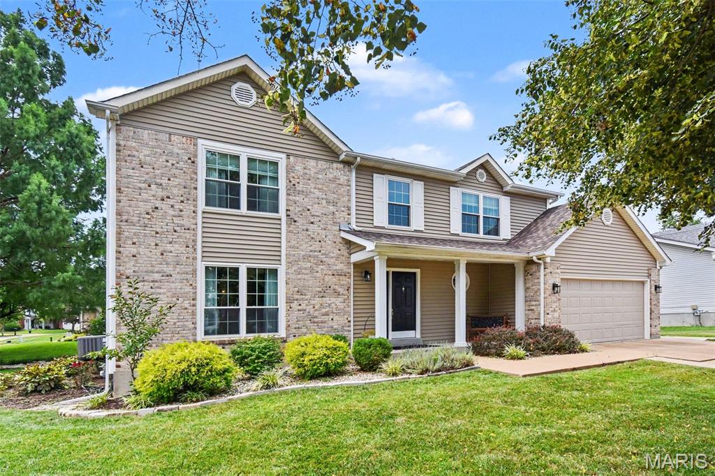 Photo of 5639 Cliff Cave Crossing Drive St Louis MO 63129