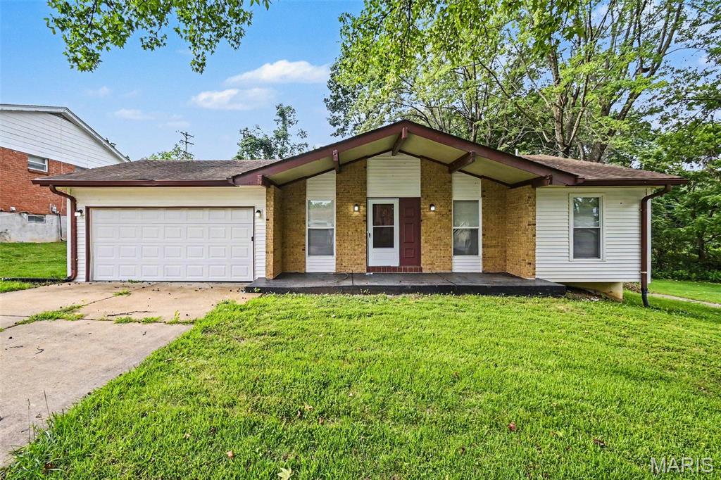 Photo of 6692 Lesli Mari Court Florissant MO 63033