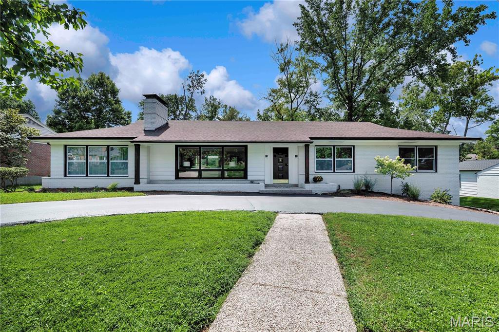 Photo of 18 Spoede Hills Drive St Louis MO 63141