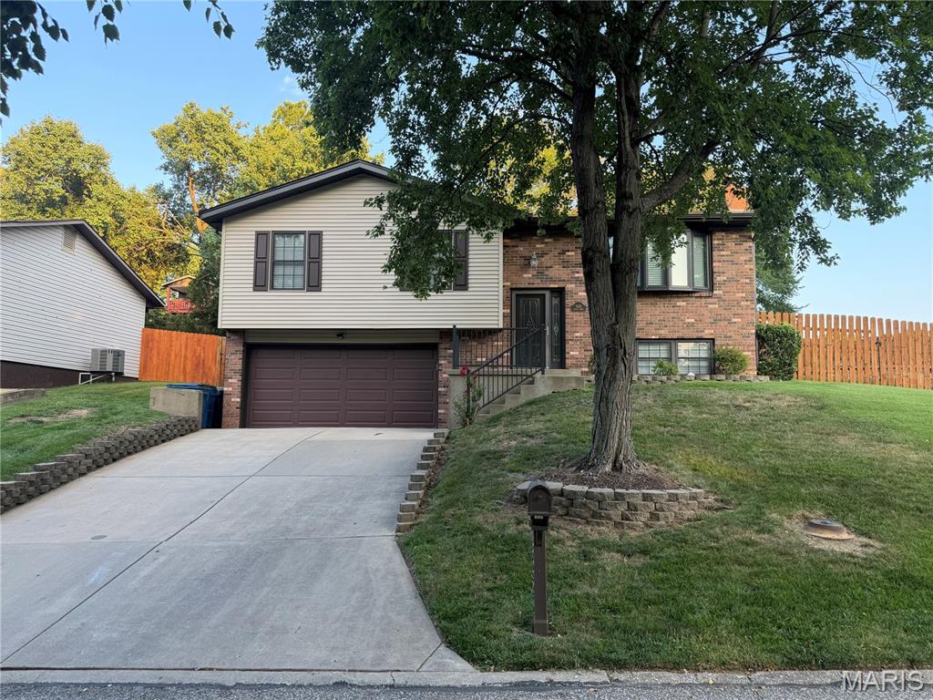 Photo of 1326 Apollo Drive Arnold MO 63010