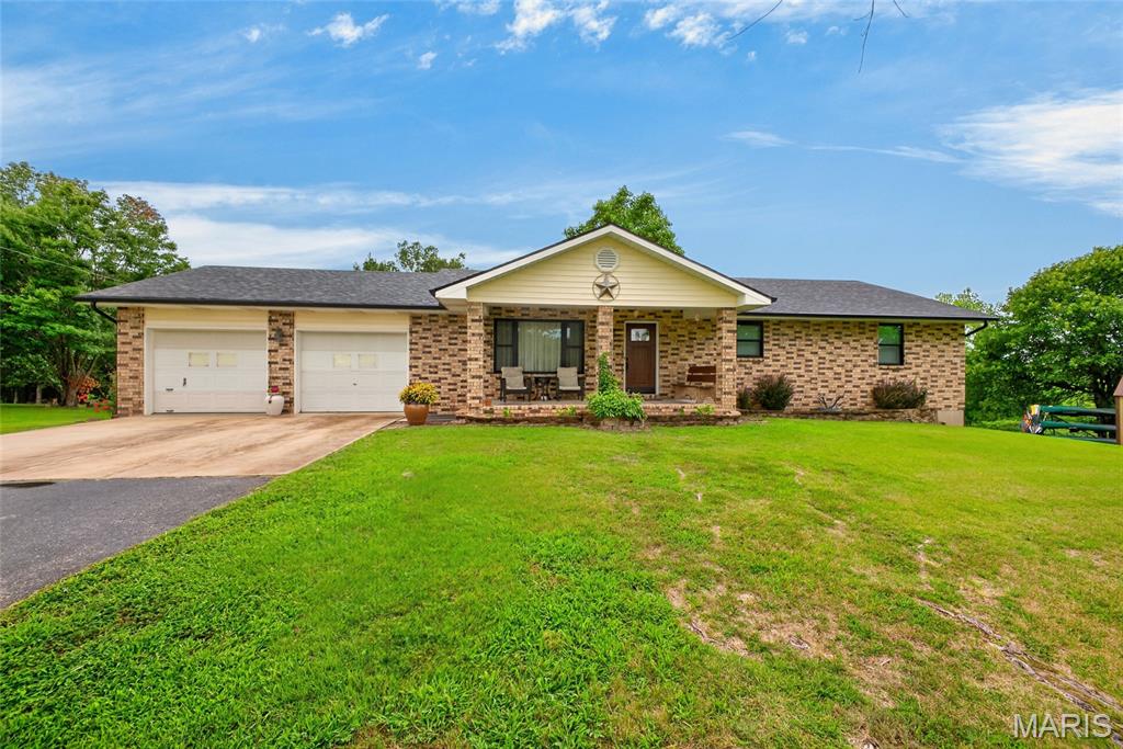 Photo of 23301 Rainbow Lane Waynesville MO 65583