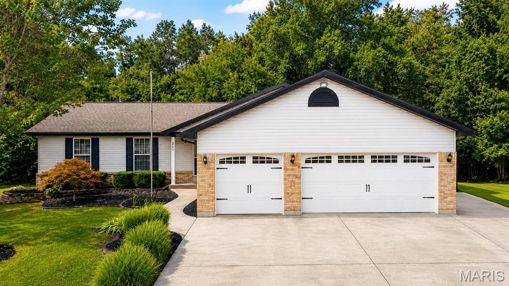 Photo of 411 Bridle Ridge Court Wentzville MO 63385