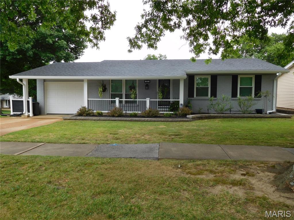 Photo of 322 New Ballwin Road Ballwin MO 63021