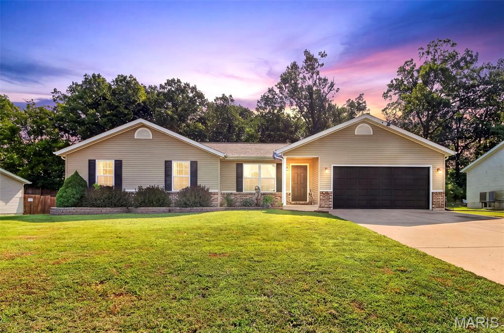Photo of 224 Parkway Drive Troy MO 63379