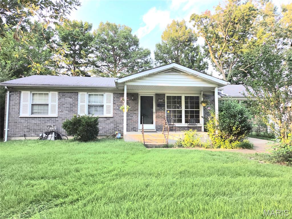 Photo of 2045 Gerard Park Lane Hazelwood MO 63042