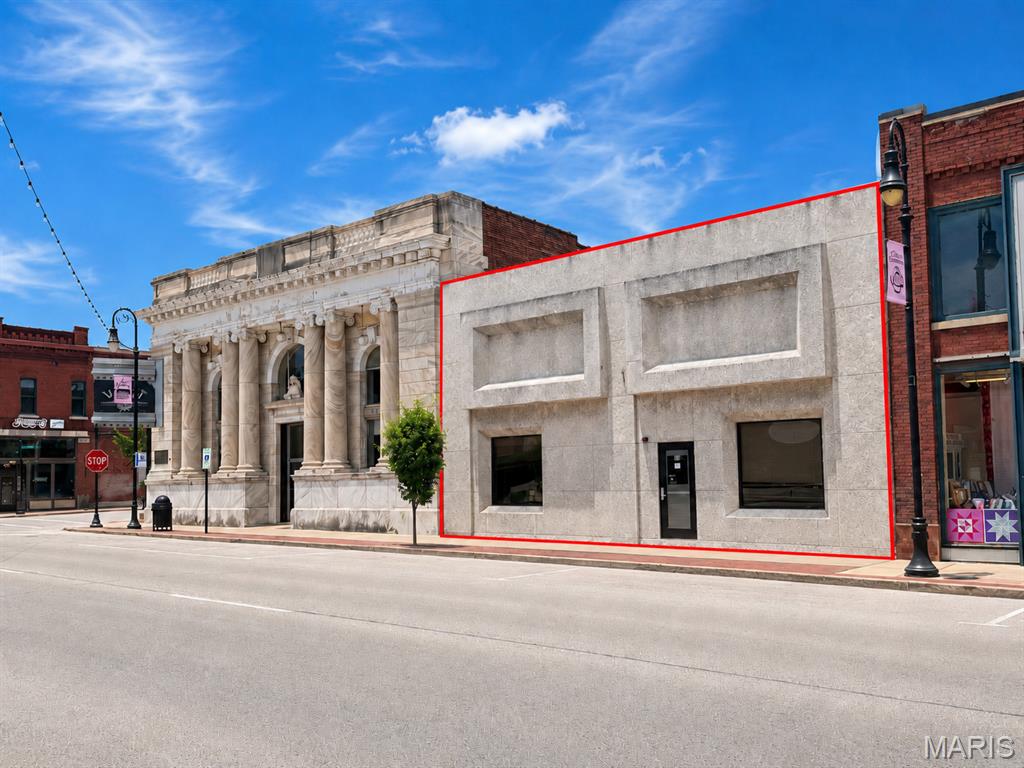 Photo of 104 W Main Street Collinsville IL 62234