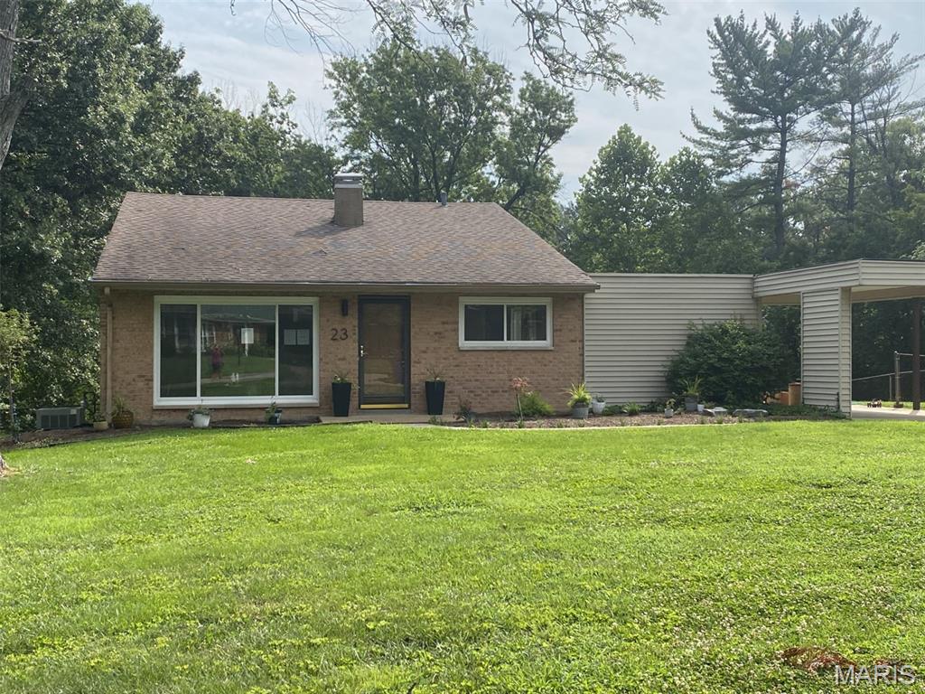 Photo of 23 Country Squire Lane St Louis MO 63146