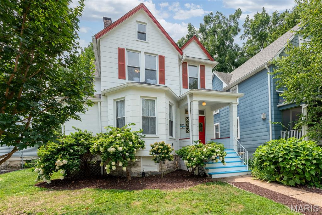 Photo of 7438 Maple Avenue Maplewood MO 63143