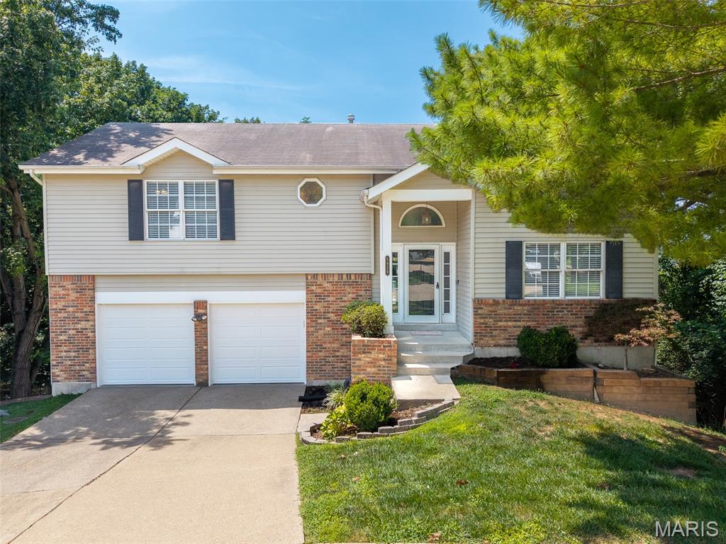 Photo of 5929 Woodbrook Drive St Louis MO 63129