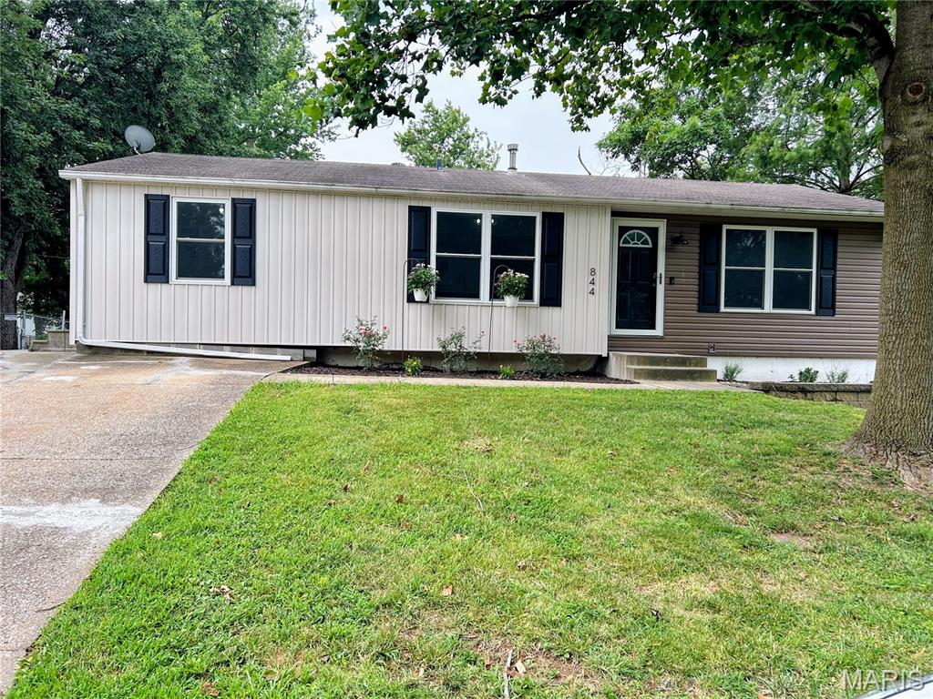 Photo of 844 Cha Bern Dr Pevely MO 63070