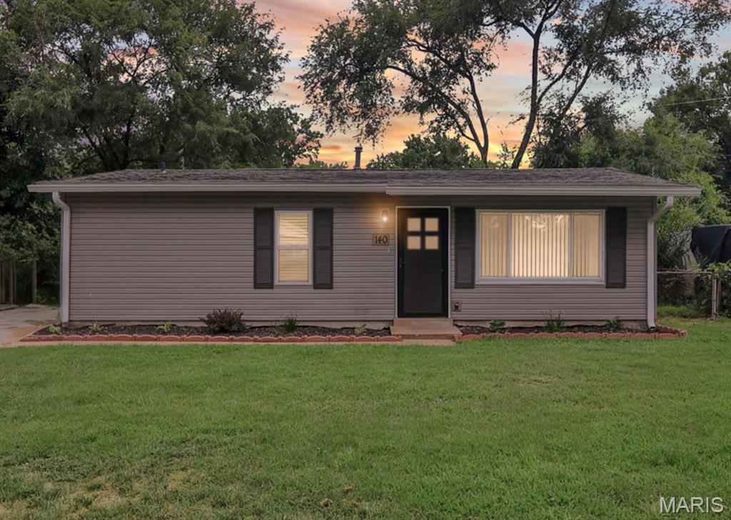 Photo of 140 Saint Thomas Lane Cahokia IL 62206