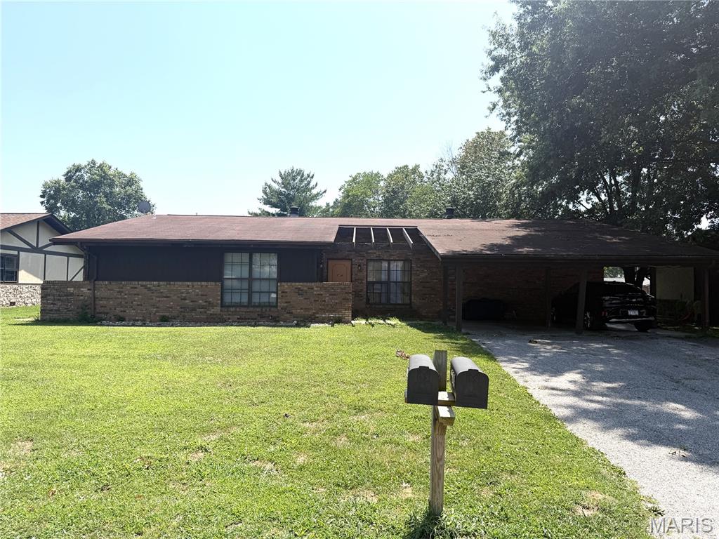 Photo of 112 Kingsway Drive Belleville IL 62226