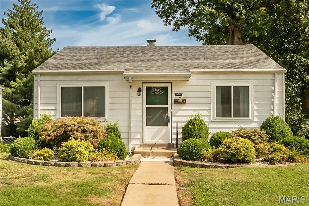 Photo of 5665 Marquette Avenue St Louis MO 63139