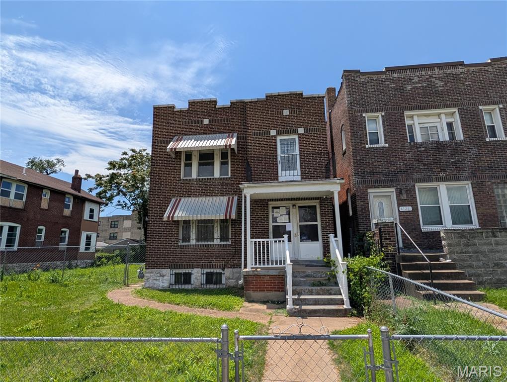 Photo of 4124 W Belle Place St Louis MO 63108