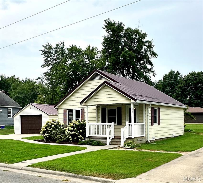 Photo of 602 S Taylor Avenue Belle MO 65013