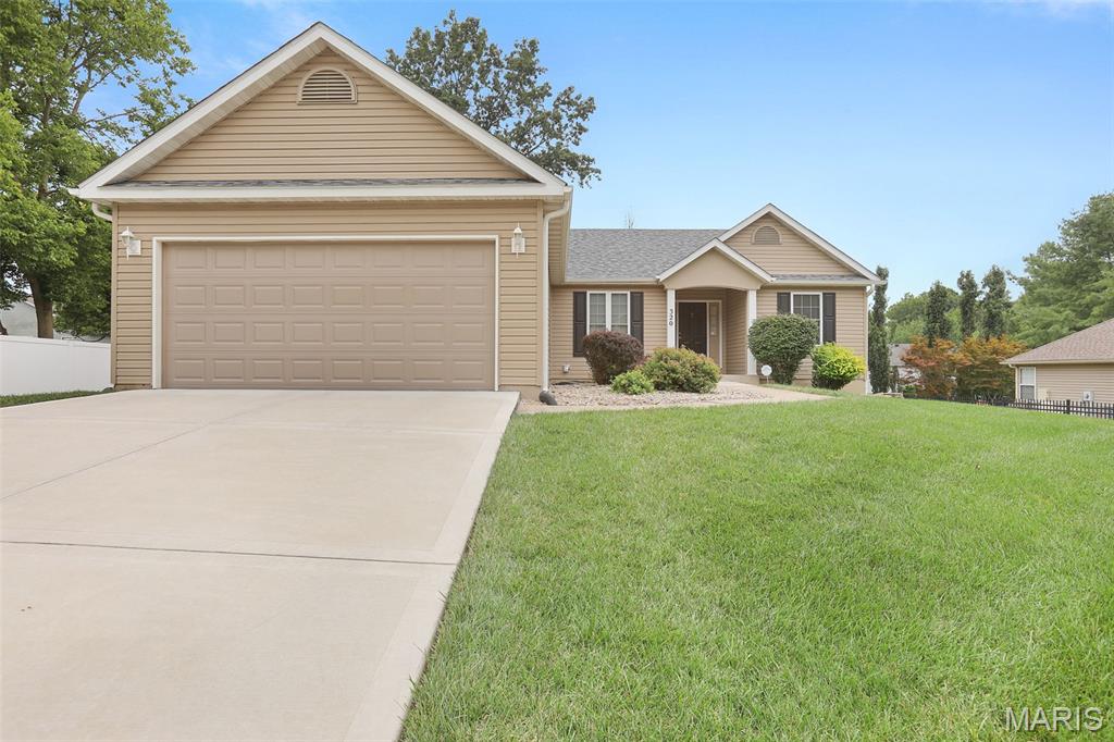 Photo of 320 Willow Creek Drive Edwardsville IL 62025