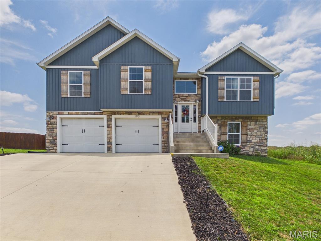 Photo of 193 Majestic Waynesville MO 65583
