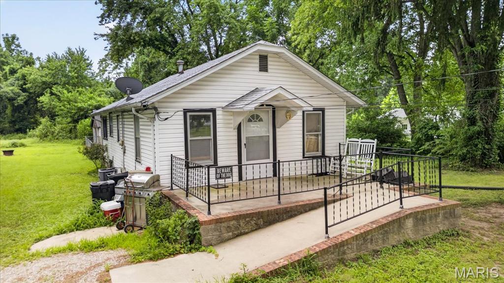 Photo of 1036 Hollywood Heights Road Caseyville IL 62232