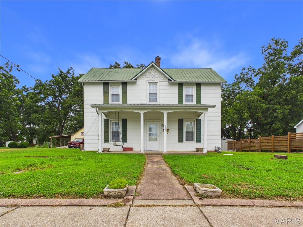 Photo of 300 S Spring Street Perryville MO 63775