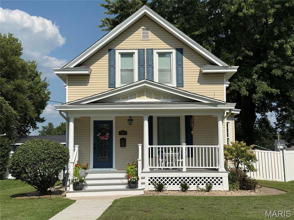 Photo of 1821 Evergreen Avenue Alton IL 62002
