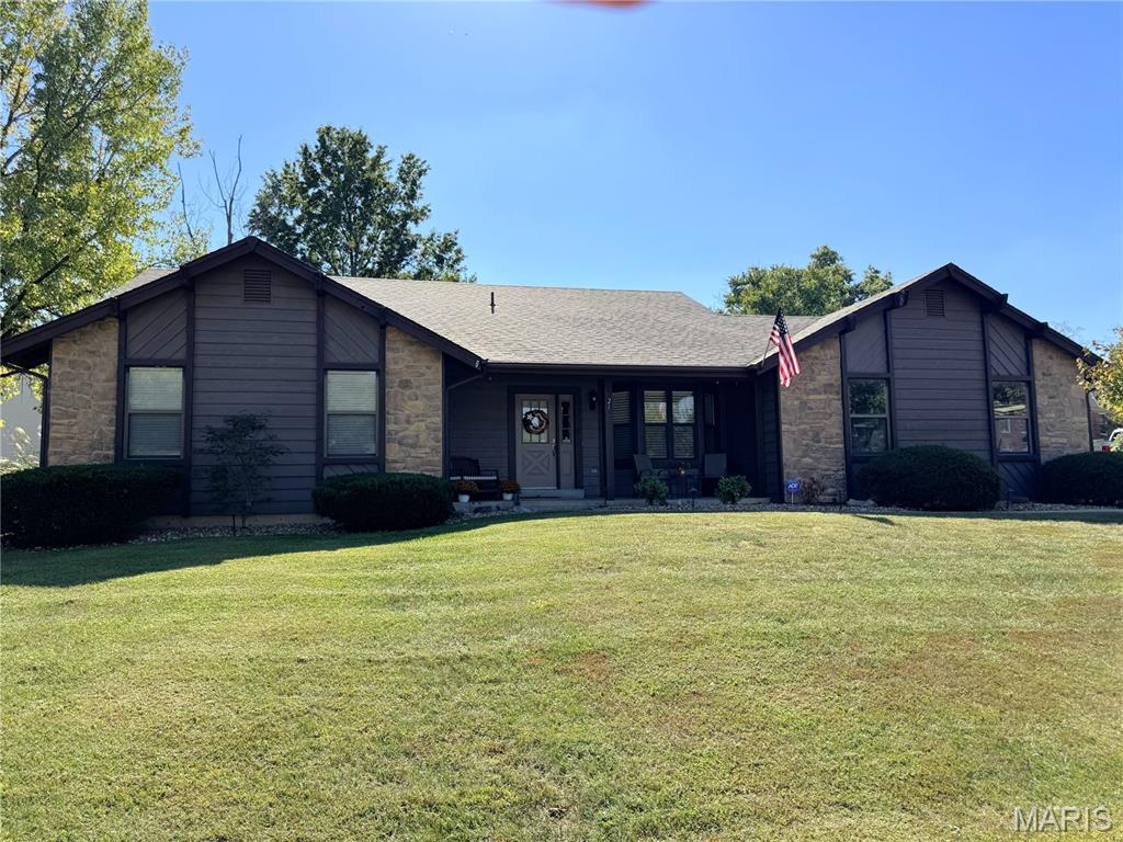 Photo of 21 Dijon Court Lake St Louis MO 63367