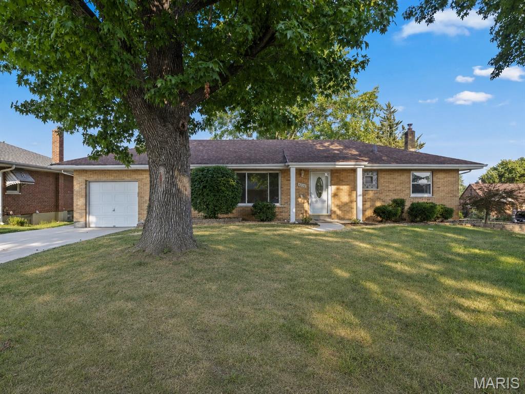 Photo of 9228 Kenstan Court Unincorporated MO 63123
