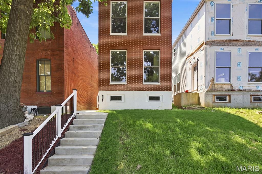 Photo of 2734 Geyer Avenue St Louis MO 63104