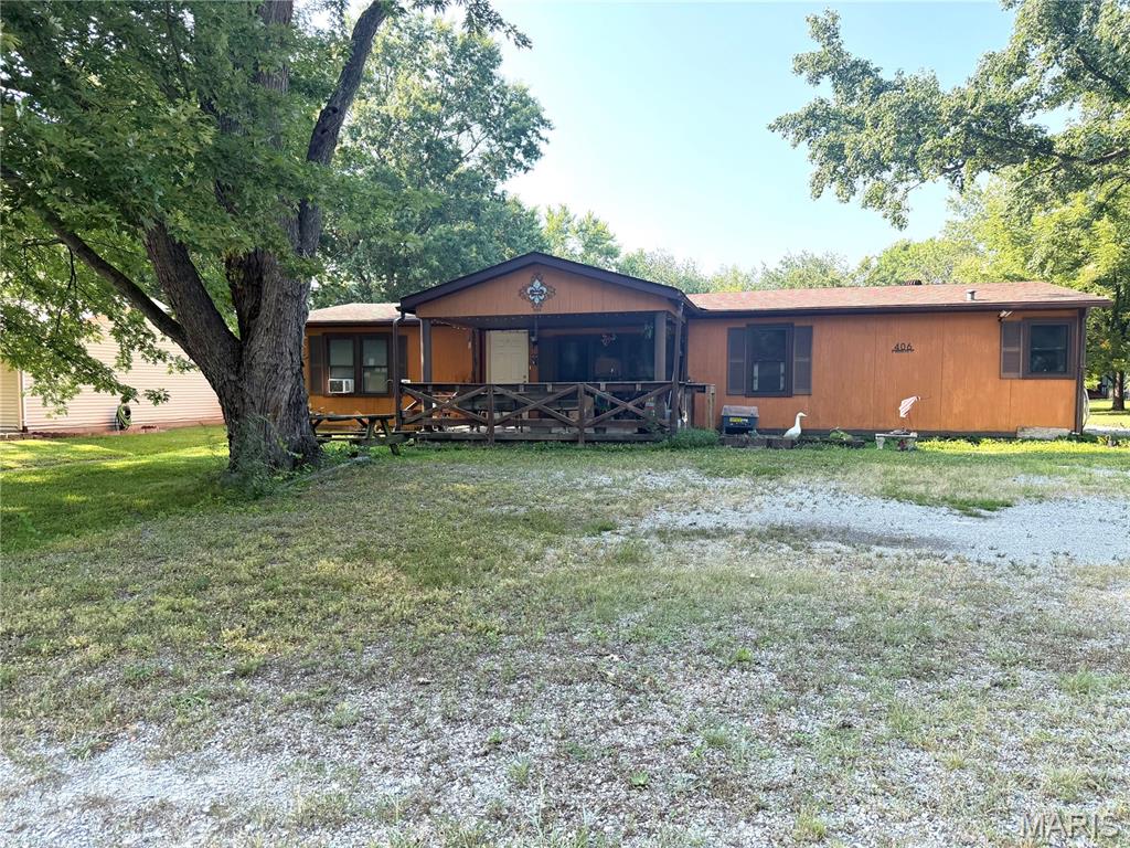 Photo of 406 Douglas De Soto IL 62924