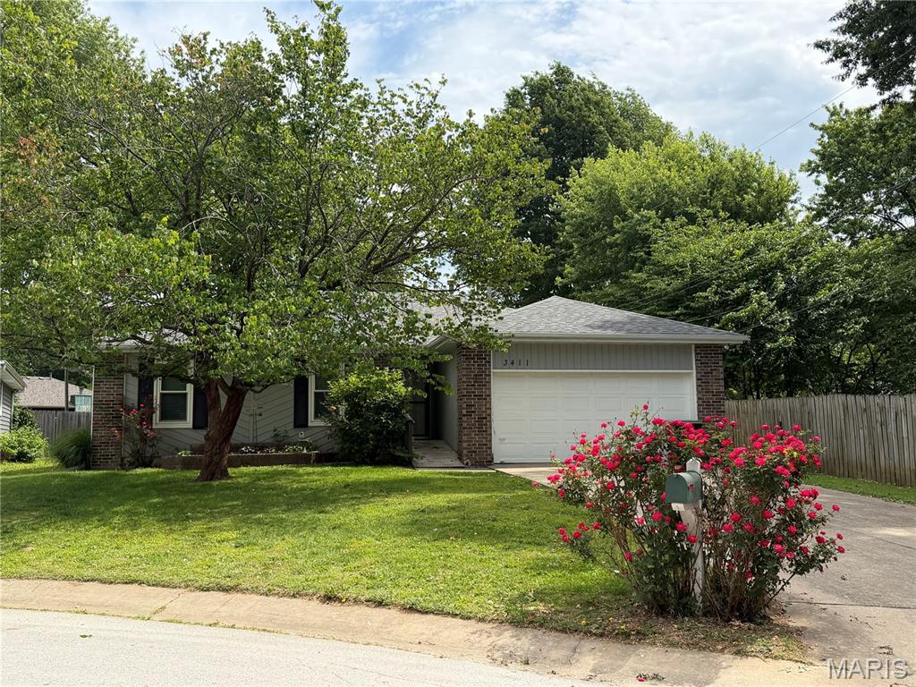 Photo of 3411 Regal Court W Springfield MO 65807