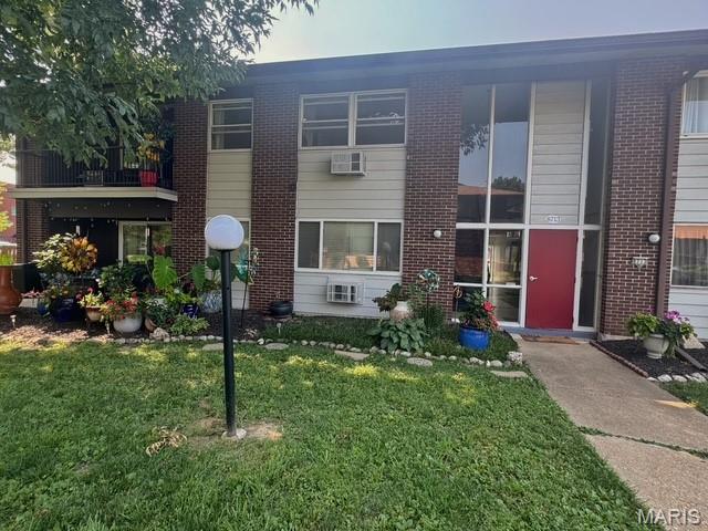Photo of 8713 Sieloff Drive #H Hazelwood MO 63042