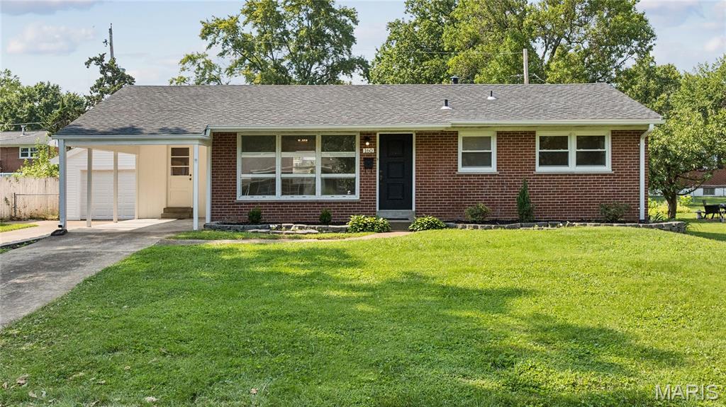Photo of 160 Saint Patrick Lane Florissant MO 63031