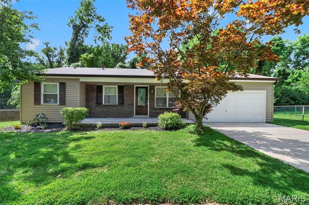 Photo of 6650 Silver Fox Drive Florissant MO 63034