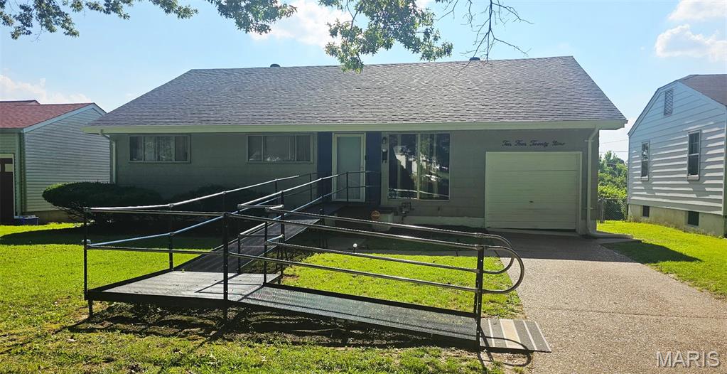 Photo of 10429 Ewell Drive Bellefontaine Nghbrs MO 63137