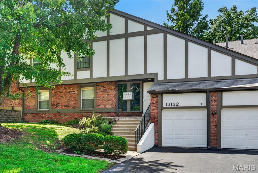 Photo of 13152 Royal Pines Drive #4 St Louis MO 63146
