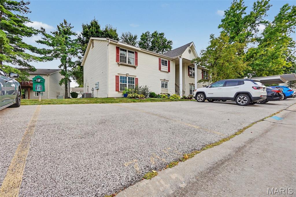 Photo of 745 Sugar Glen Drive #5 St Peters MO 63376