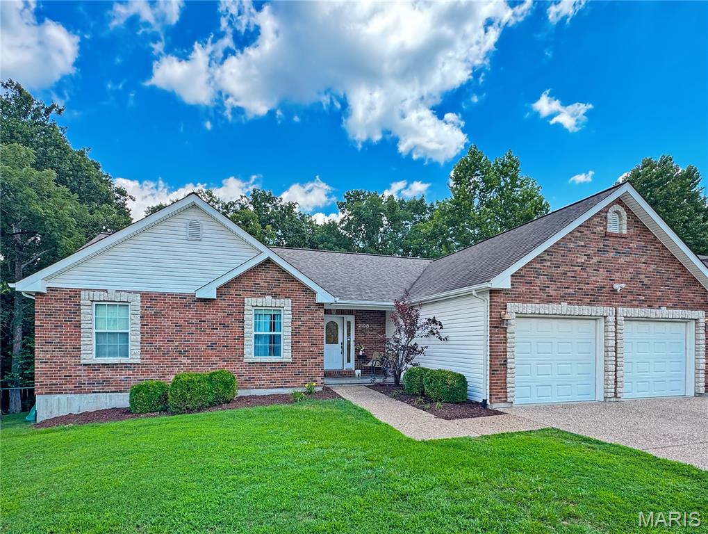 Photo of 2108 Anniston Drive Washington MO 63090