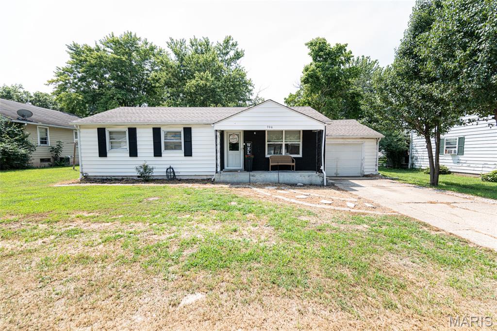 Photo of 706 Apple Avenue Belle MO 65013