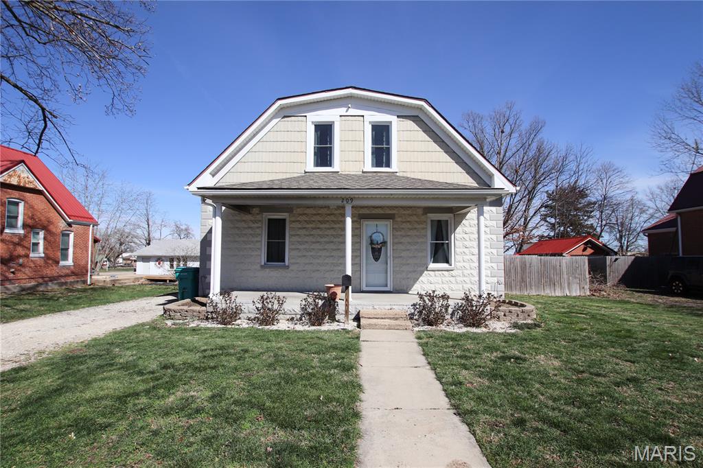 Photo of 209 W Madison Avenue Owensville MO 65066