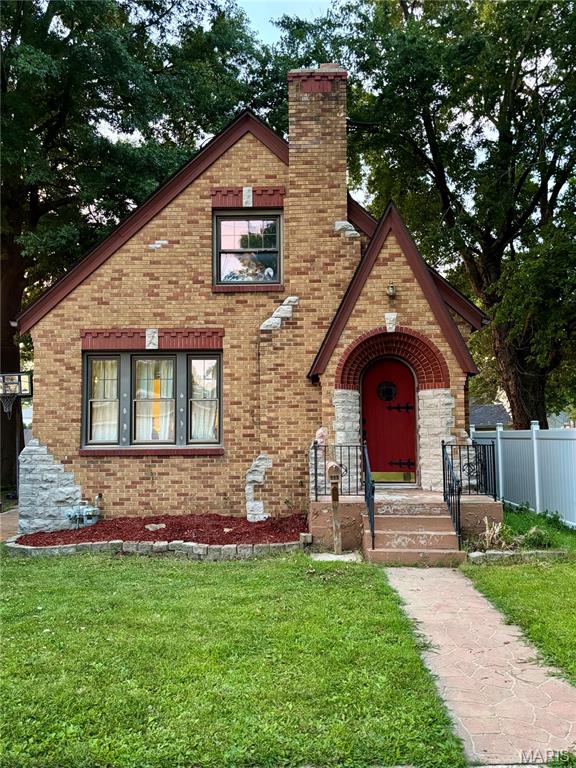 Photo of 111 E Olive Street Staunton IL 62088