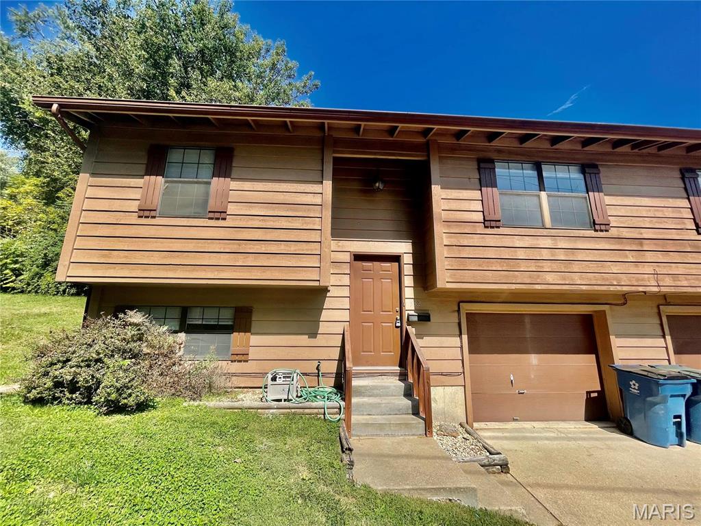 Photo of 532 S Clinton Street Collinsville IL 62234