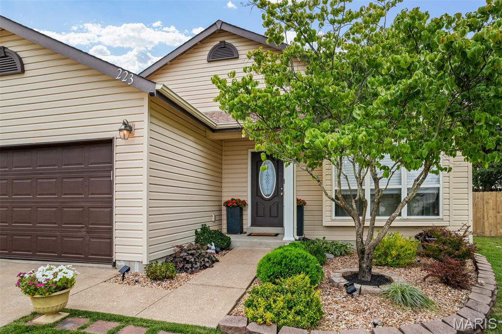 Photo of 223 Destiny Court Wentzville MO 63385